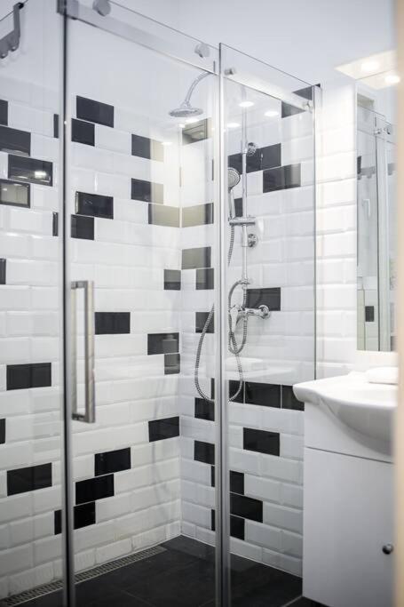 Bold Base Apartment Budapest Bagian luar foto