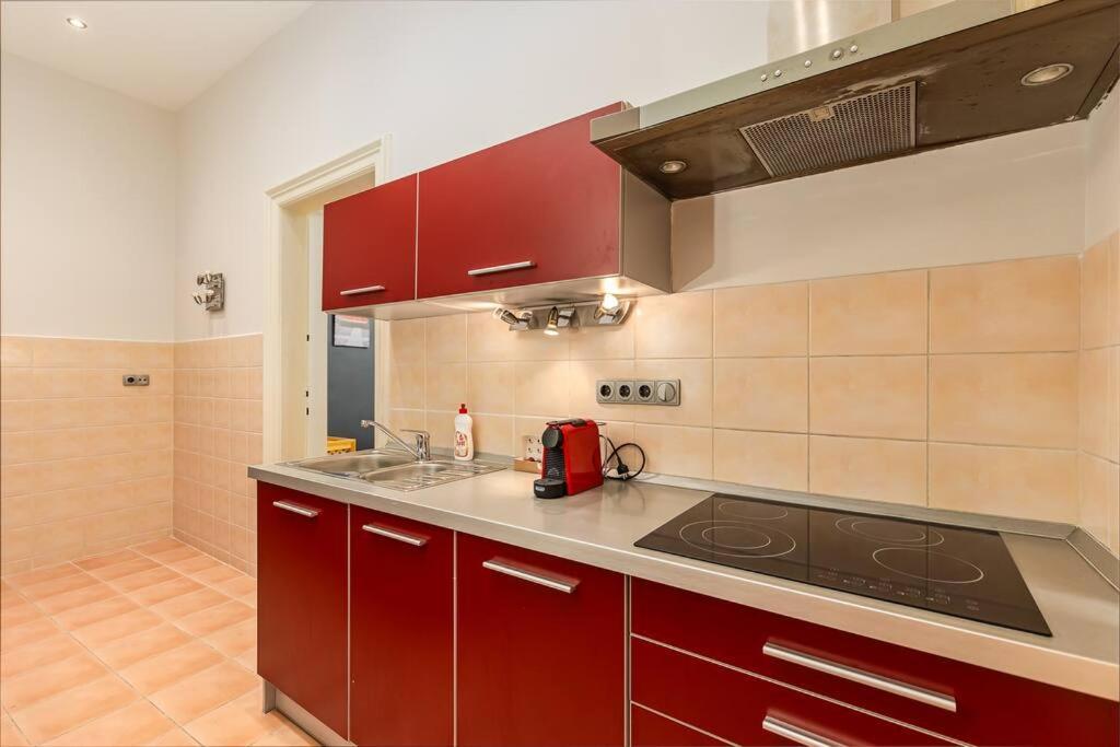 Bold Base Apartment Budapest Bagian luar foto