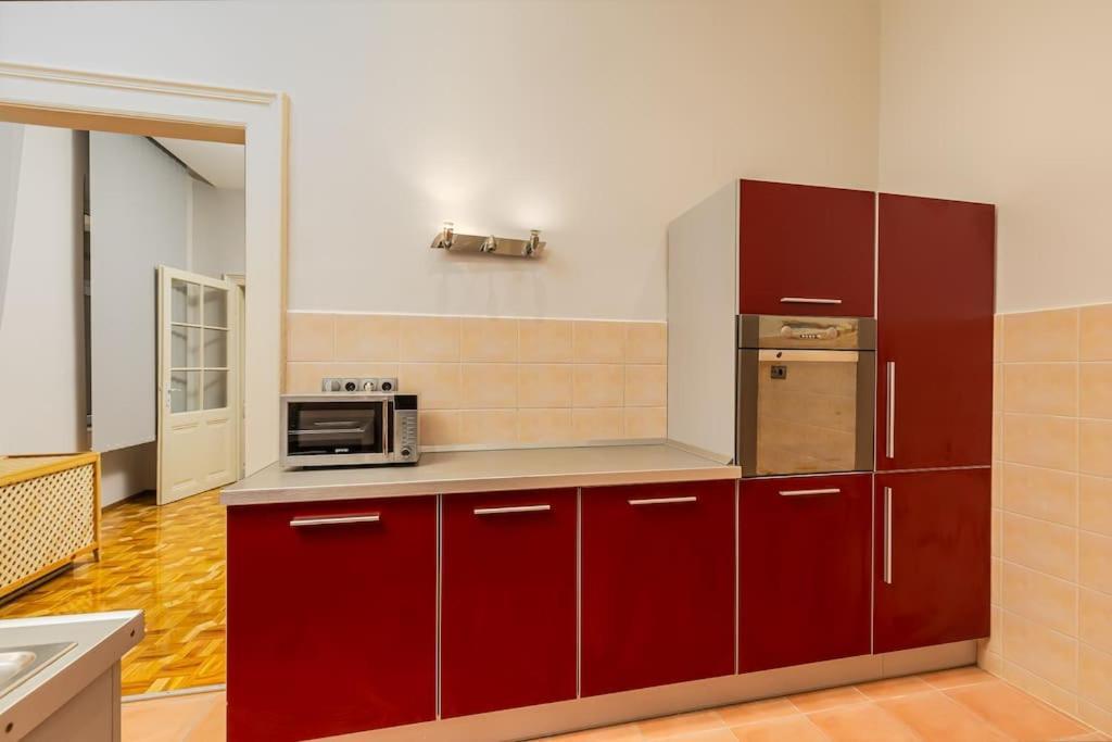 Bold Base Apartment Budapest Bagian luar foto